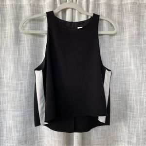 DO + BE Black & White Swing Top